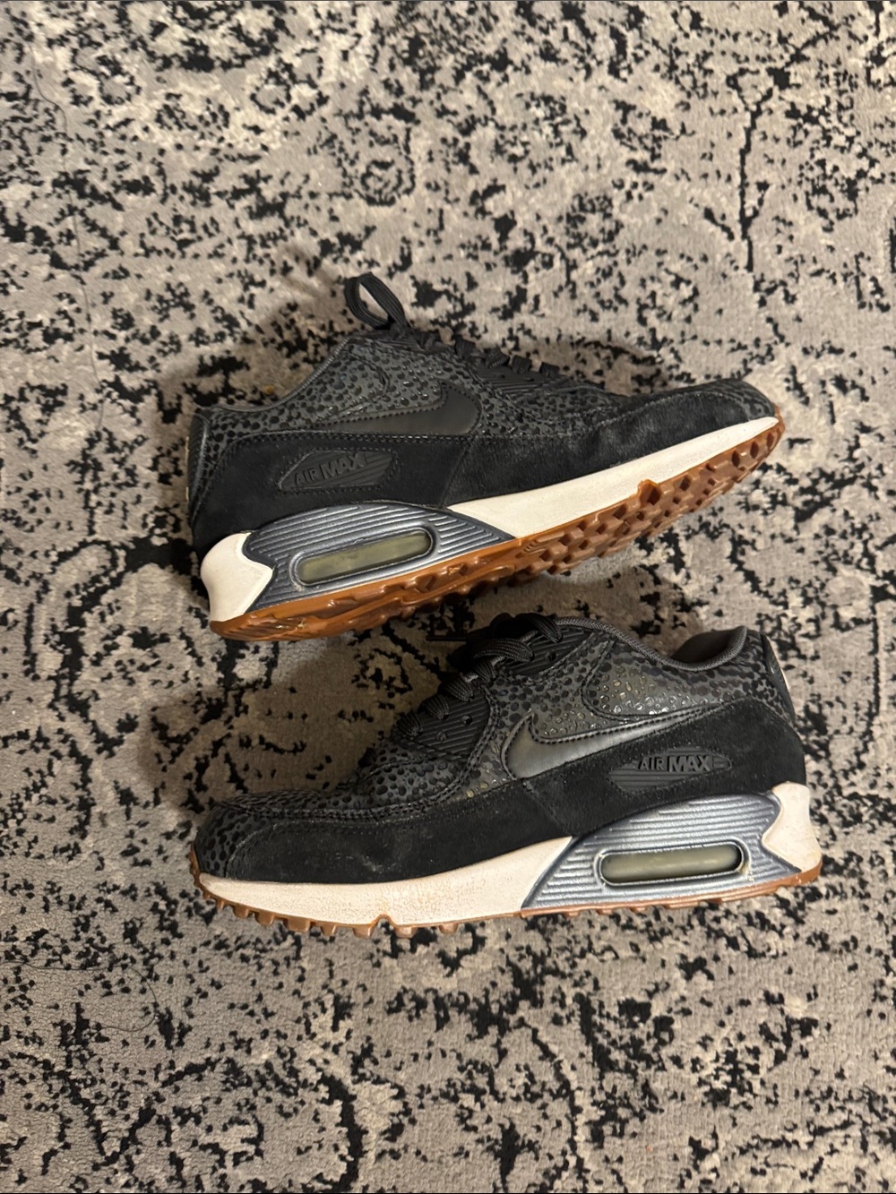 Nike Air Max WoMen's Black and Gum Casual Sneakers 7